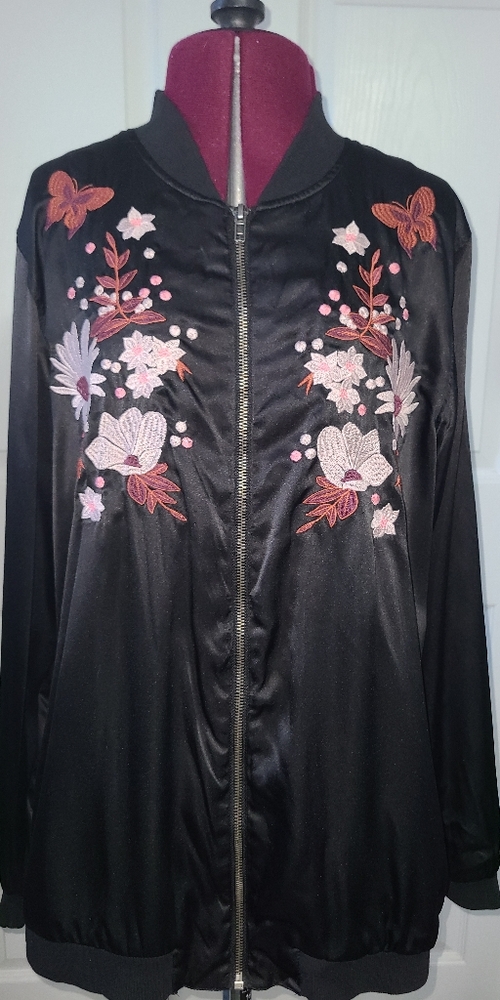 SILKY, FLOWER & BUTTERFLY EMBROIDERED BOMBER JACKET, WOMANS Size L